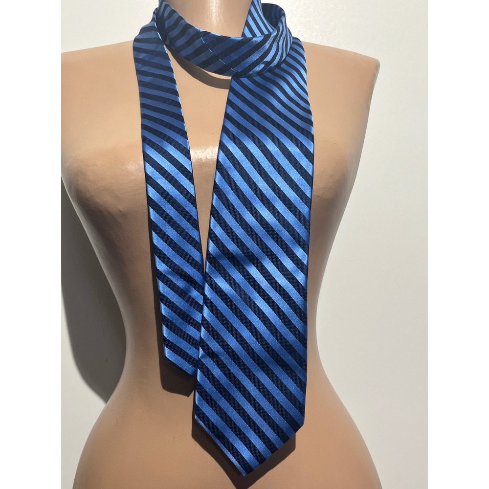 Nautica Mens Silk Necktie Navy Royal Blue Diagonal Striped Classic Woven Tie